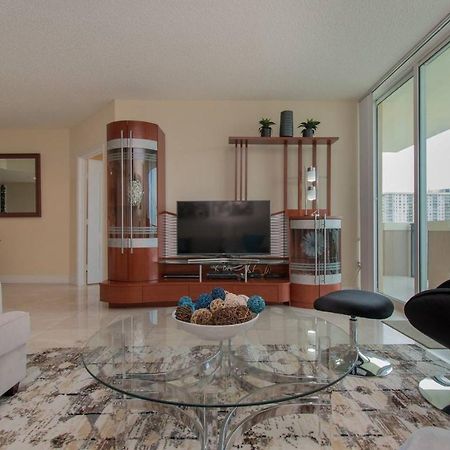 Stylish Modern 2Bd/2Bth Apt. Min To Beach Miami Beach Bagian luar foto