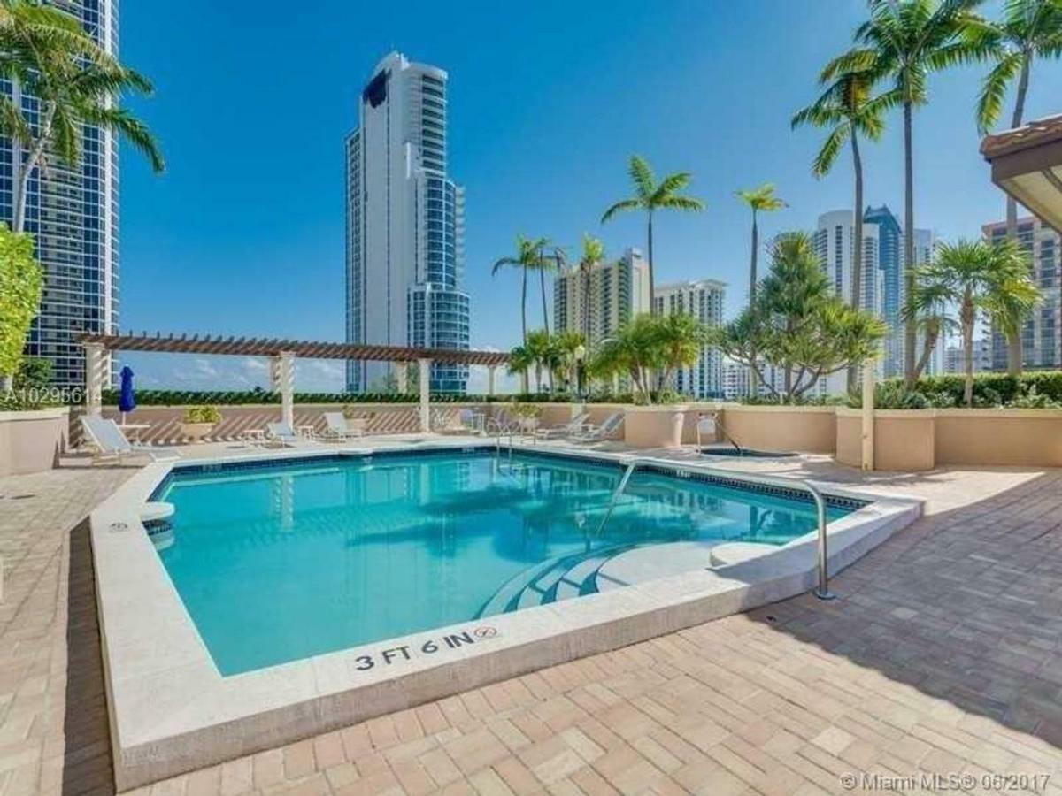 Stylish Modern 2Bd/2Bth Apt. Min To Beach Miami Beach Bagian luar foto